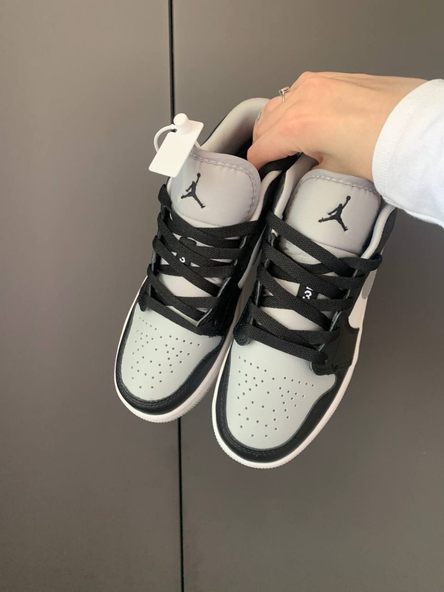Кросівки Nike Air Jordan 1 Low Light Smoke Grey/White-Black