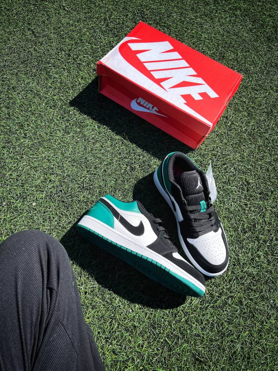 Кросівки Nike Air Jordan 1 Low Mystic Green