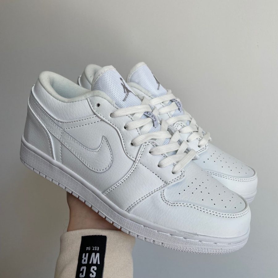 Кросівки Nike Air Jordan 1 Low Triple White