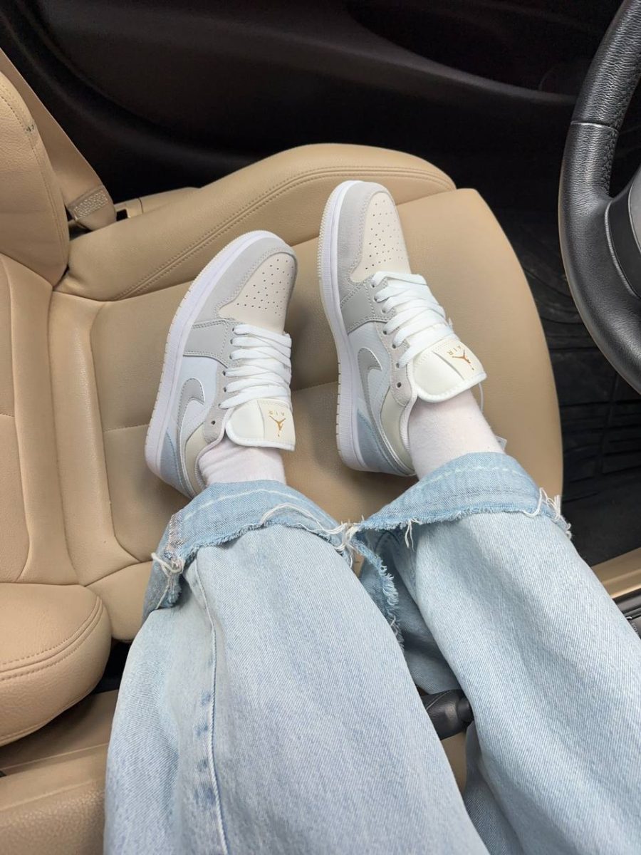 Кросівки Nike Air Jordan 1 Low Paris White/Sky Grey — Football Grey