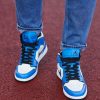 Кросівки Nike Air Jordan 1 Mid Signal Blue