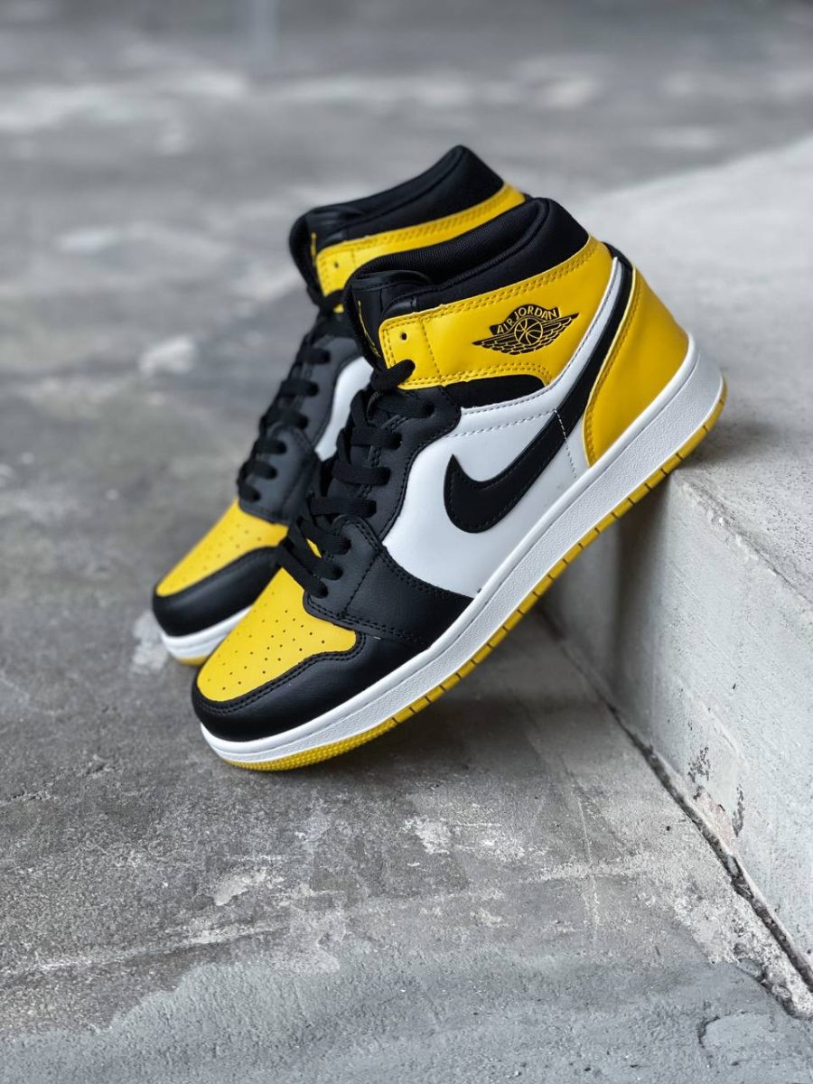 Кросівки Nike Air Jordan 1 Mid Yellow Toe/Black