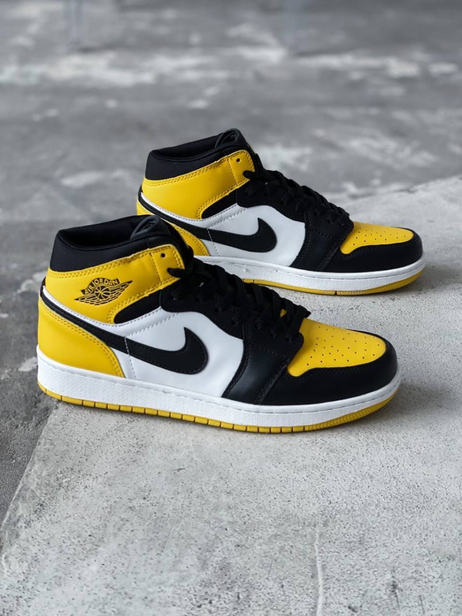 Кросівки Nike Air Jordan 1 Mid Yellow Toe/Black