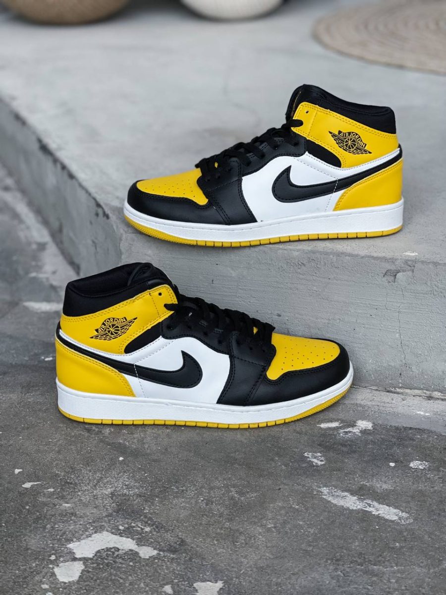 Кросівки Nike Air Jordan 1 Mid Yellow Toe/Black