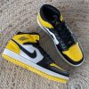 Кросівки Nike Air Jordan 1 Mid Yellow Toe/Black