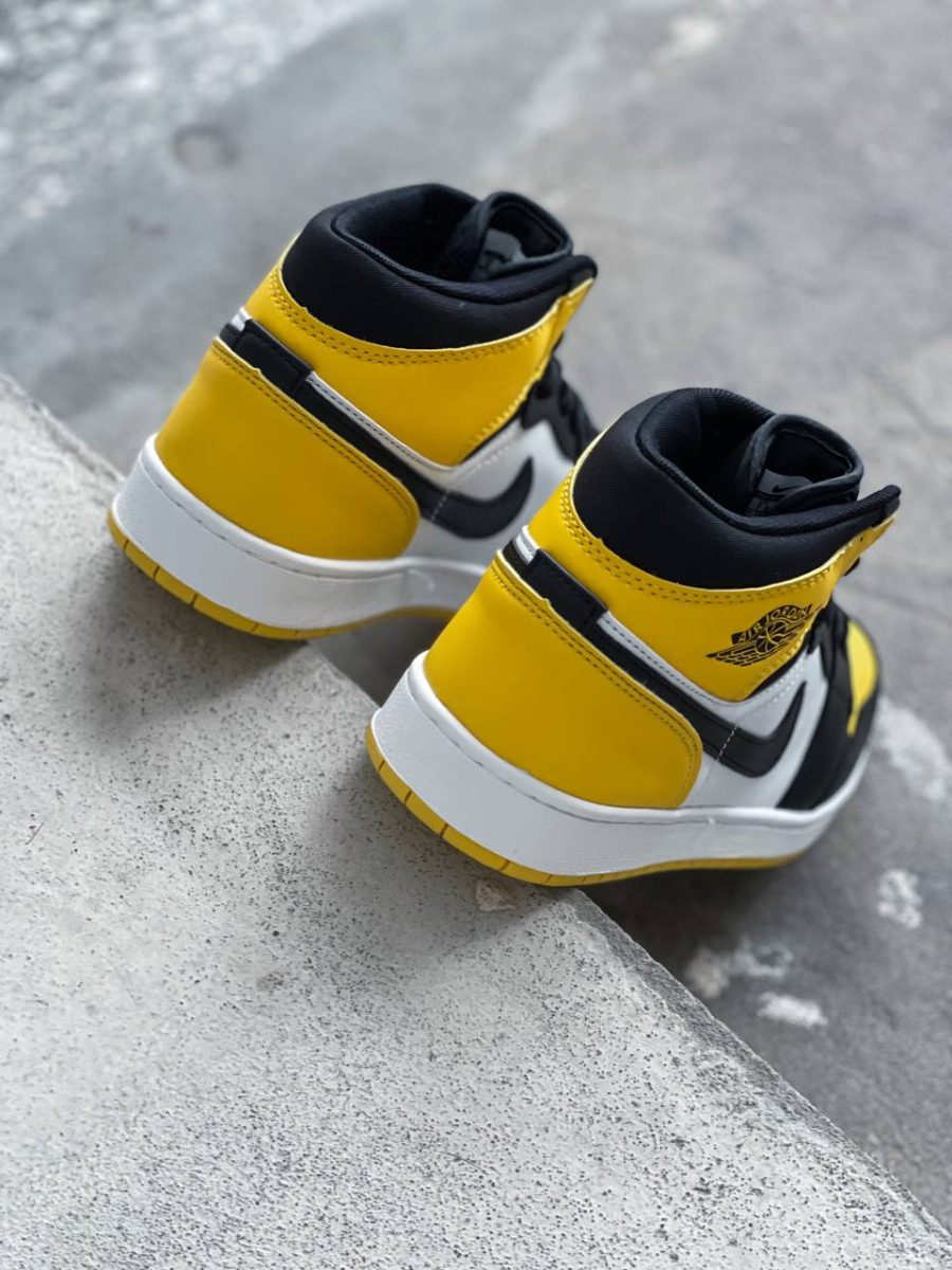 Кросівки Nike Air Jordan 1 Mid Yellow Toe/Black
