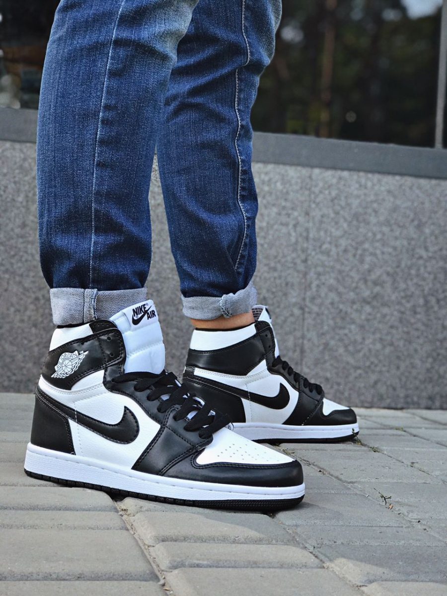 Кросівки Nike Air Jordan 1 Retro High OG Black White