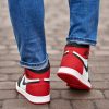 Кросівки Nike Air Jordan 1 Retro High OG Bred Toe