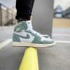 Кросівки Nike Air Jordan 1 Retro High OG Turbo Green