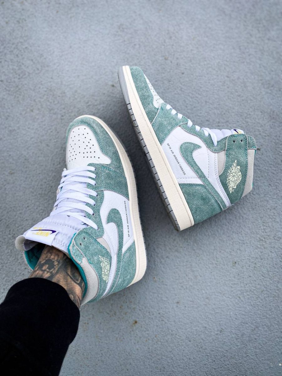 Кросівки Nike Air Jordan 1 Retro High OG Turbo Green