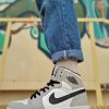 Кроссовки Nike Air Jordan 1 Retro Mid Smoke Grey