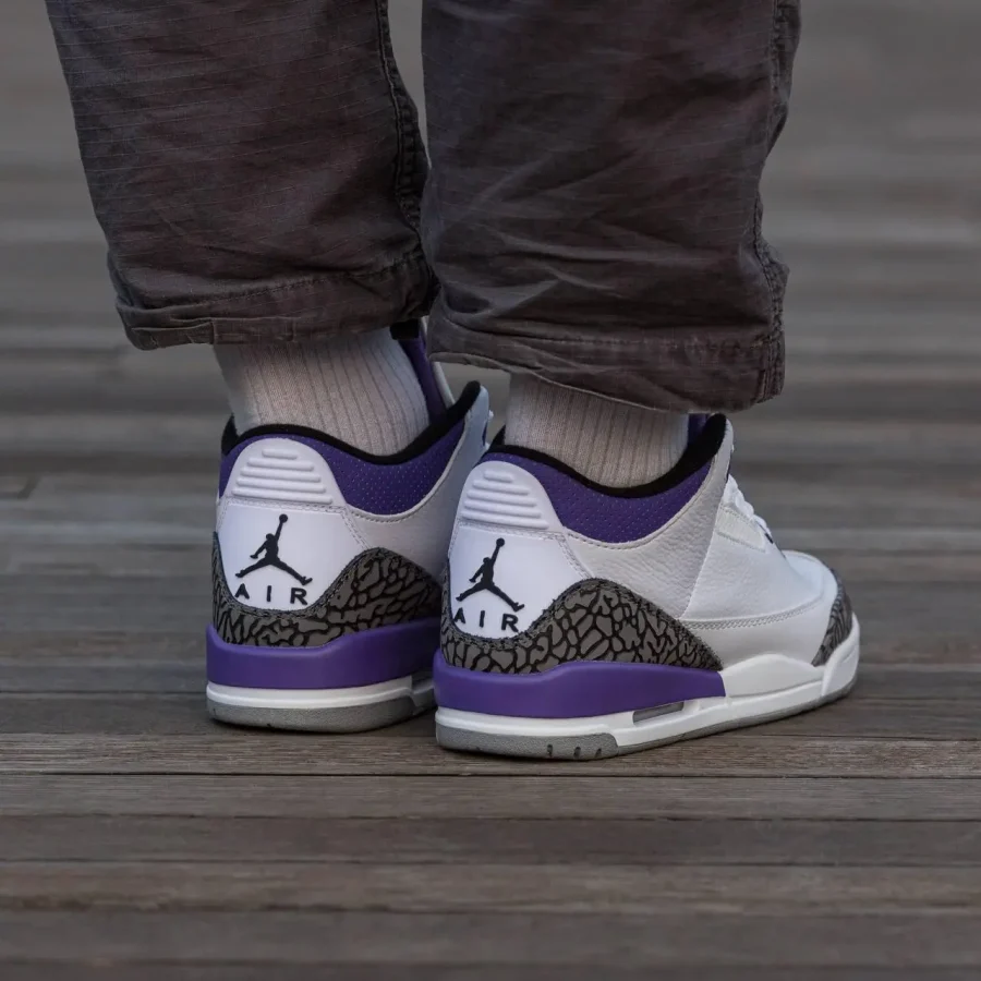 Кроссовки Nike Air Jordan 3 Retro Dark Iris