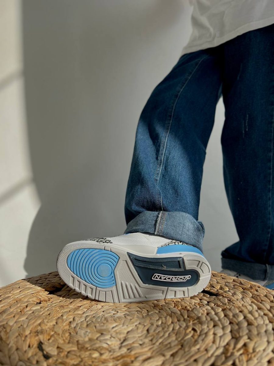 Кроссовки Nike Air Jordan 3 Retro UNC