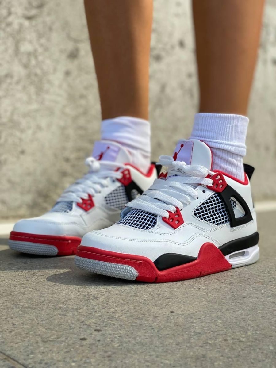 Кросівки Nike Air Jordan 4 Retro Fire Red