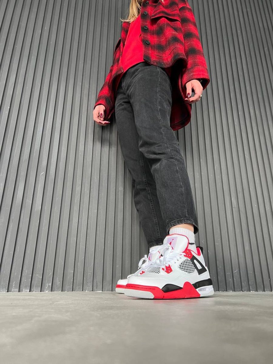 Кросівки Nike Air Jordan 4 Retro Fire Red