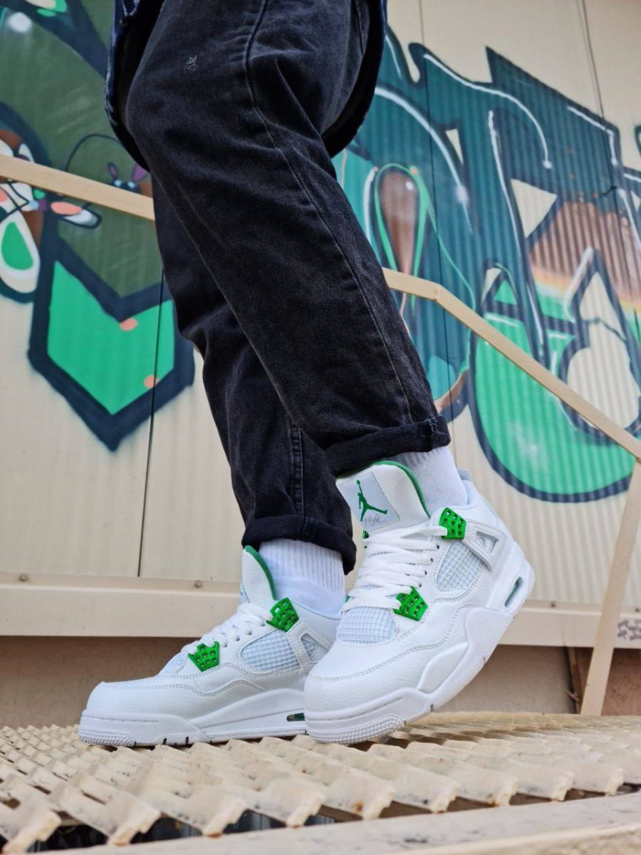 Кроссовки Nike Air Jordan 4 Retro Metallic Pack White/Pine Green
