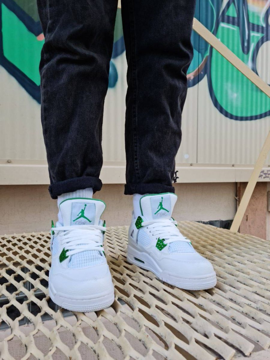 Кроссовки Nike Air Jordan 4 Retro Metallic Pack White/Pine Green