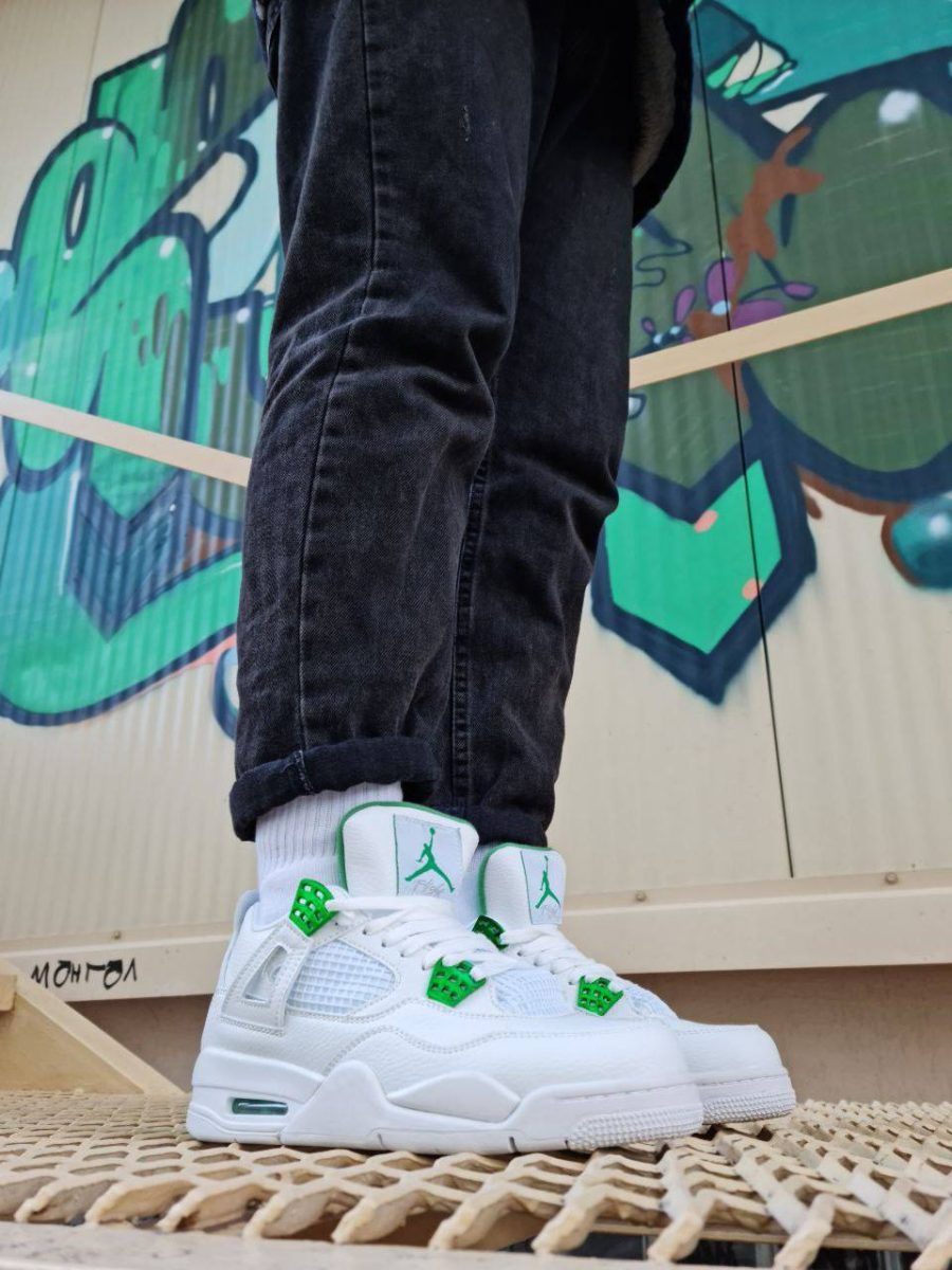 Кроссовки Nike Air Jordan 4 Retro Metallic Pack White/Pine Green