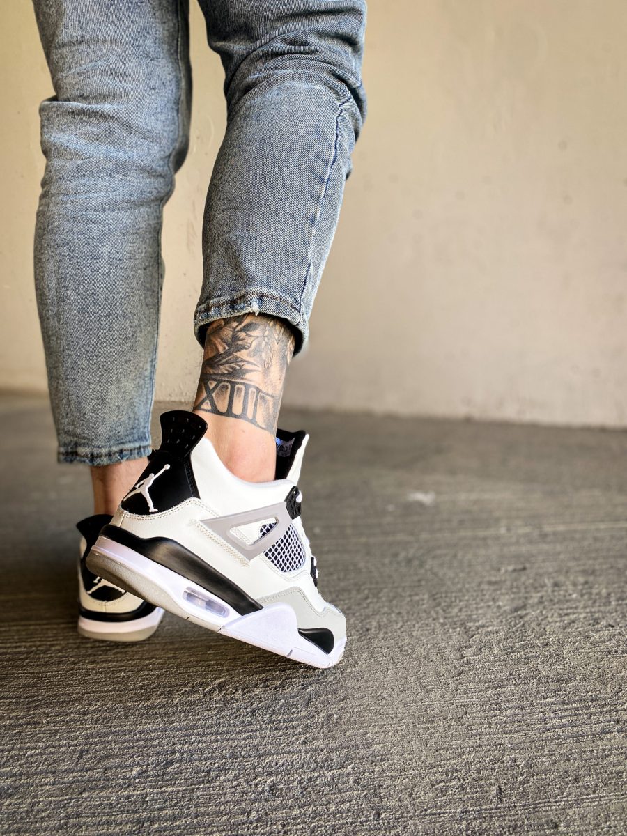Кросівки Nike Air Jordan 4 Retro Military Black