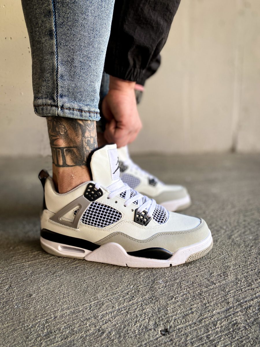 Кросівки Nike Air Jordan 4 Retro Military Black