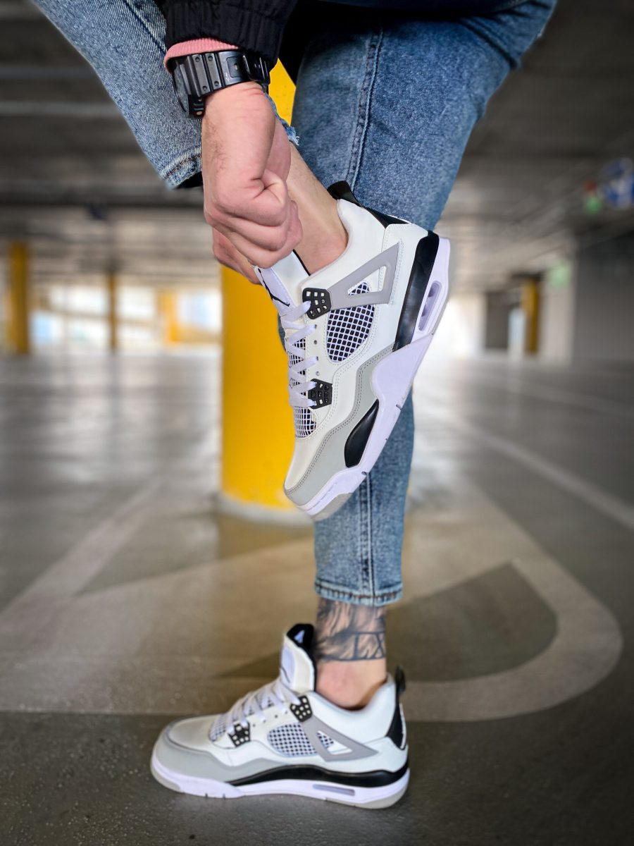 Кросівки Nike Air Jordan 4 Retro Military Black