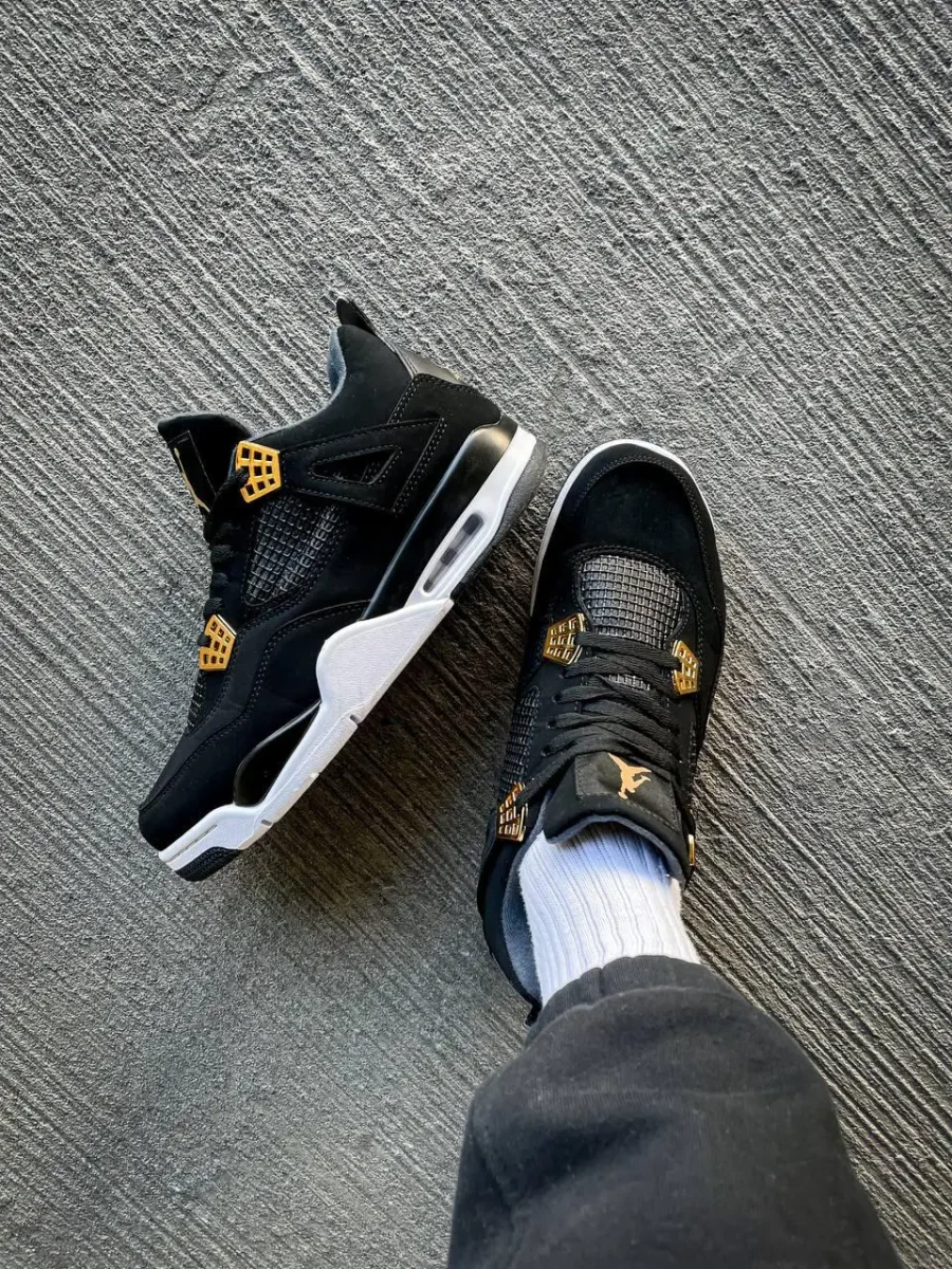 Кроссовки Nike Air Jordan 4 Retro Royalty Black/Metallic Gold-White