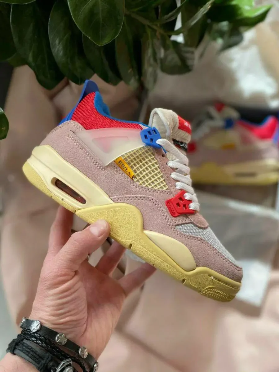 Кросівки Nike Air Jordan 4 Retro SP Union Guava Ice