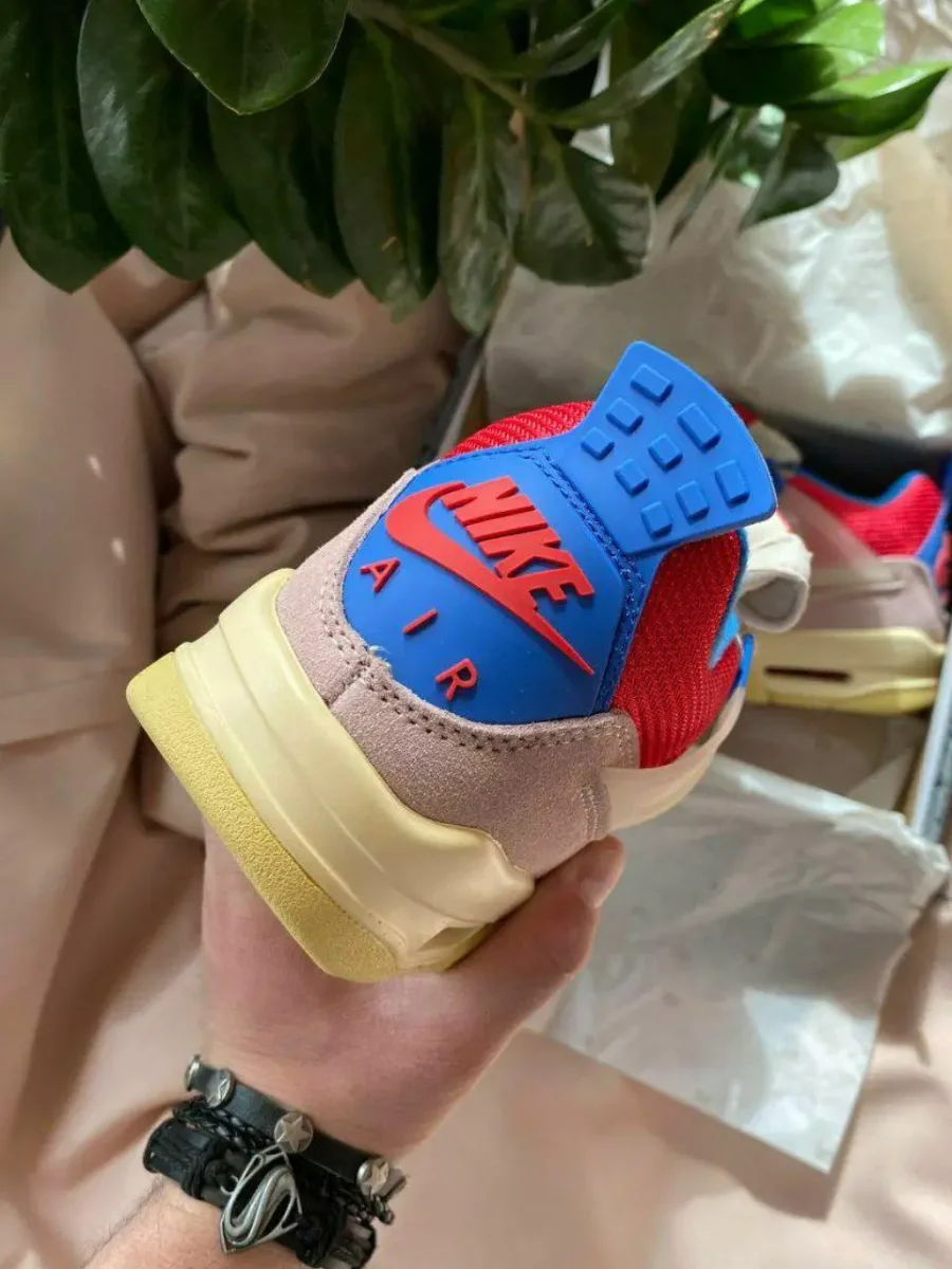 Кросівки Nike Air Jordan 4 Retro SP Union Guava Ice