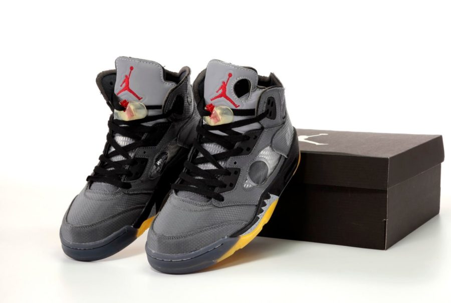 Кросівки Nike Air Jordan 5 X Off-White Retro SP Muslin