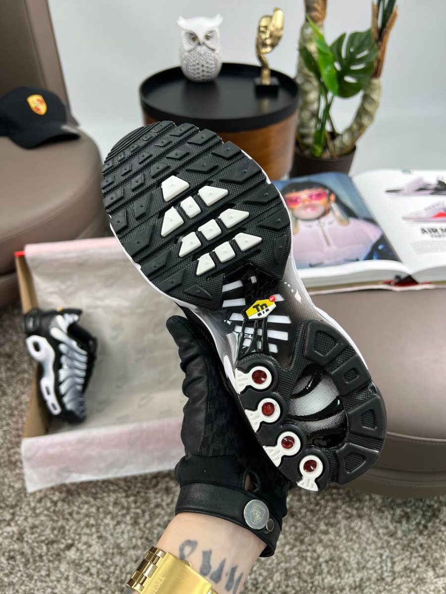 Кросівки Nike Air Max TN Black Silver