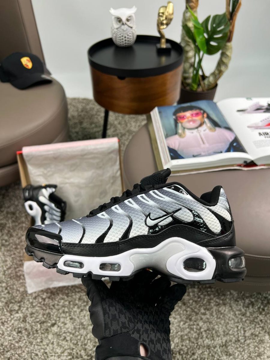 Кросівки Nike Air Max TN Black Silver