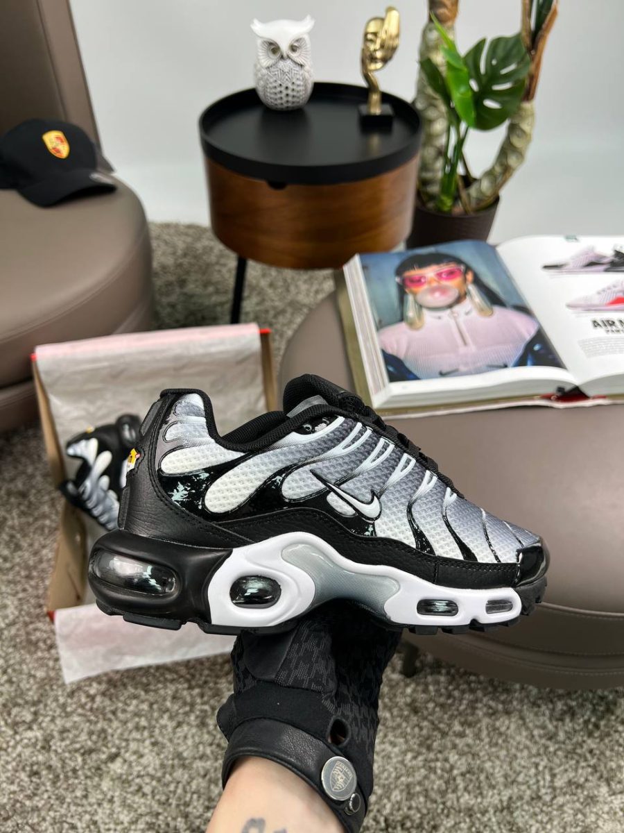 Кросівки Nike Air Max TN Black Silver