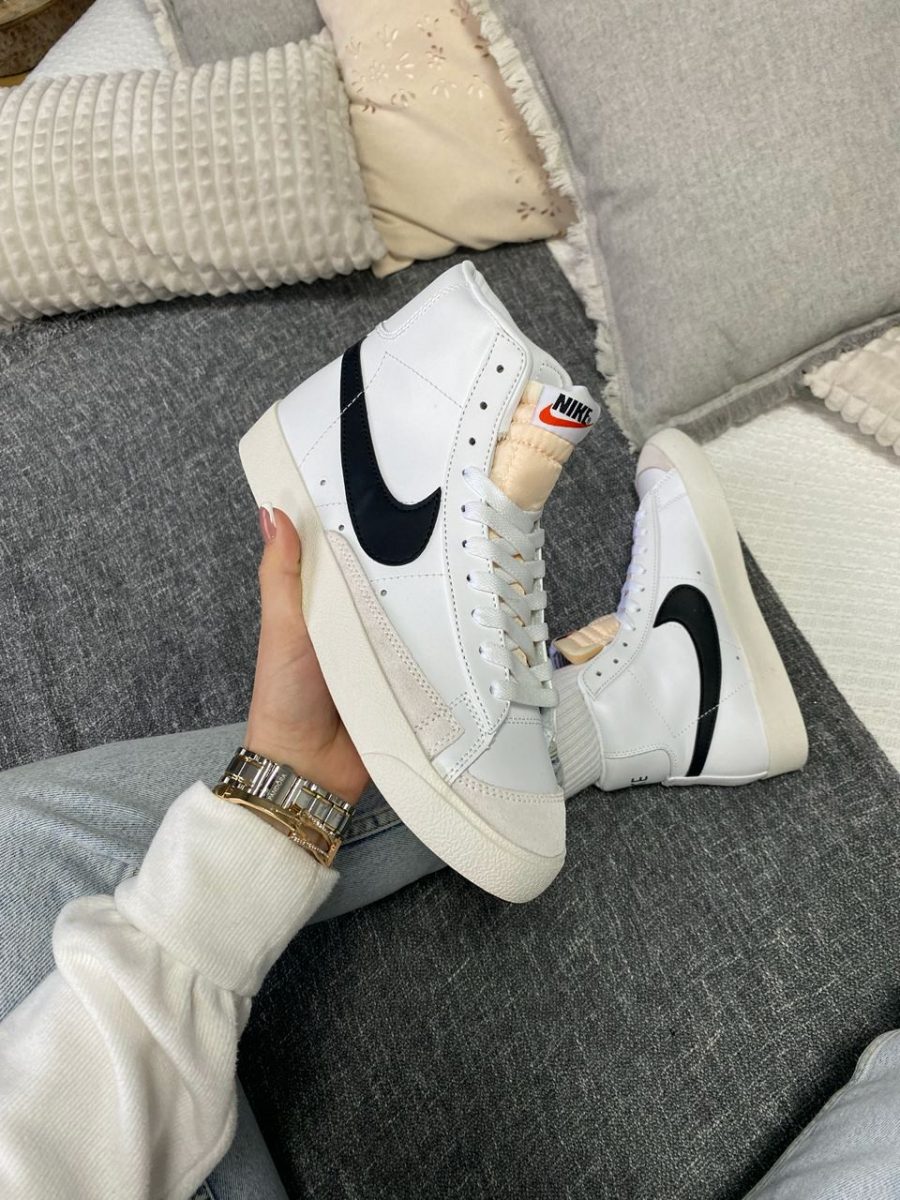 Кроссовки Nike Blazer Mid Vintage ’77 White/Black