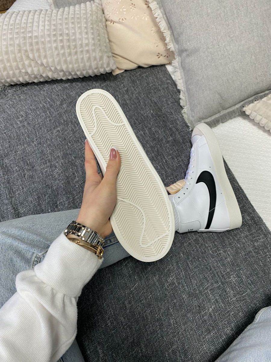 Кроссовки Nike Blazer Mid Vintage ’77 White/Black