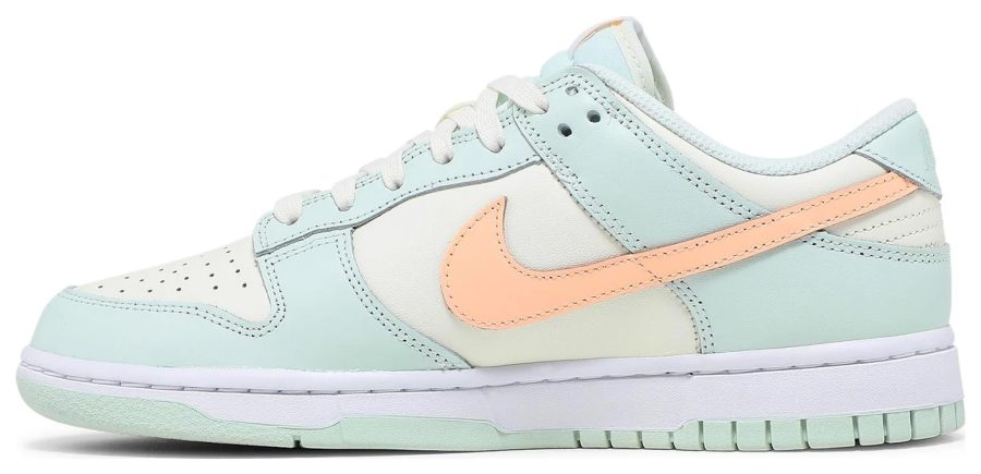 Кроссовки Nike Dunk Low Barely Green