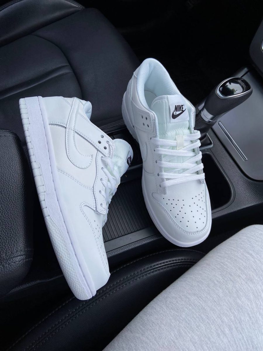 Кроссовки Nike Dunk Low Triple White