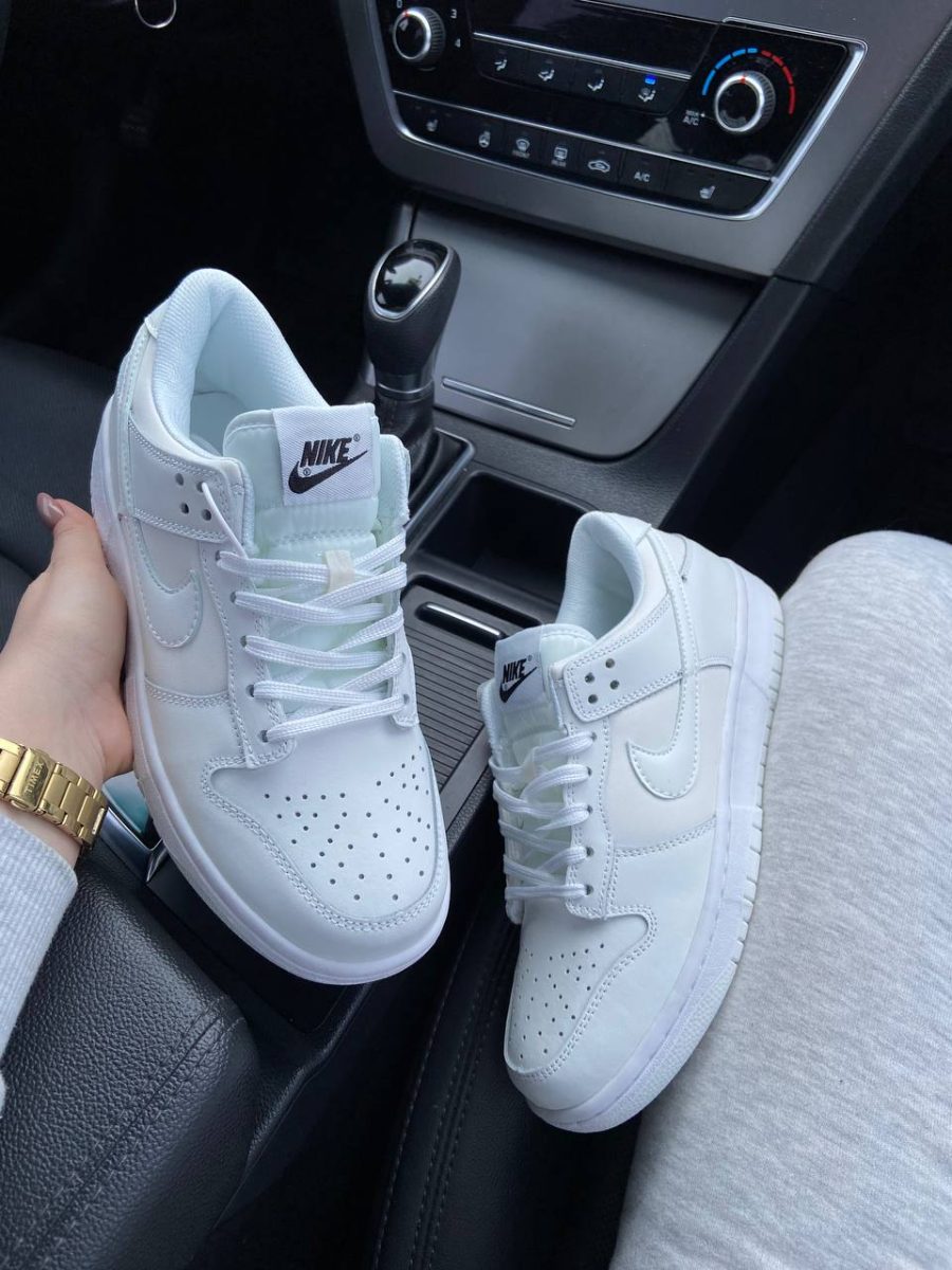 Кроссовки Nike Dunk Low Triple White