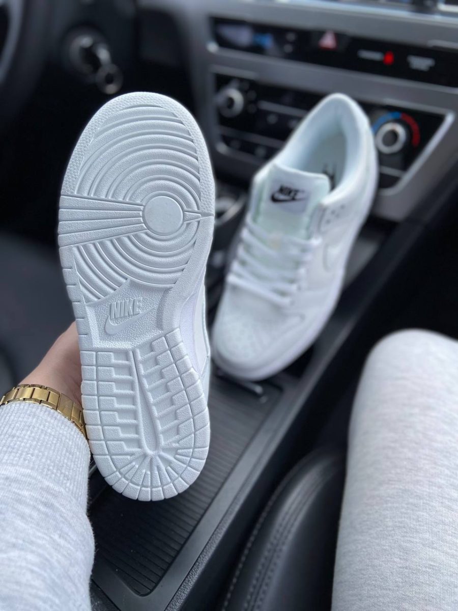 Кроссовки Nike Dunk Low Triple White