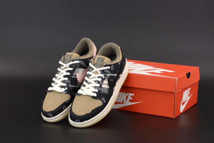 Кросівки Nike SB Dunk Low Travis Scott
