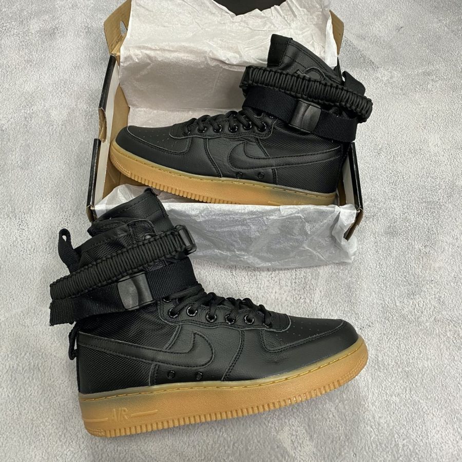 Кросівки Nike Special Field Air Force 1 High Black/Gum