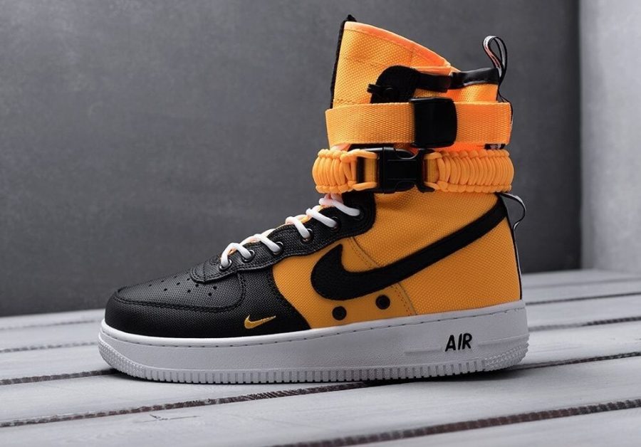 Кросівки Nike Special Field Air Force 1 High Yellow/Black