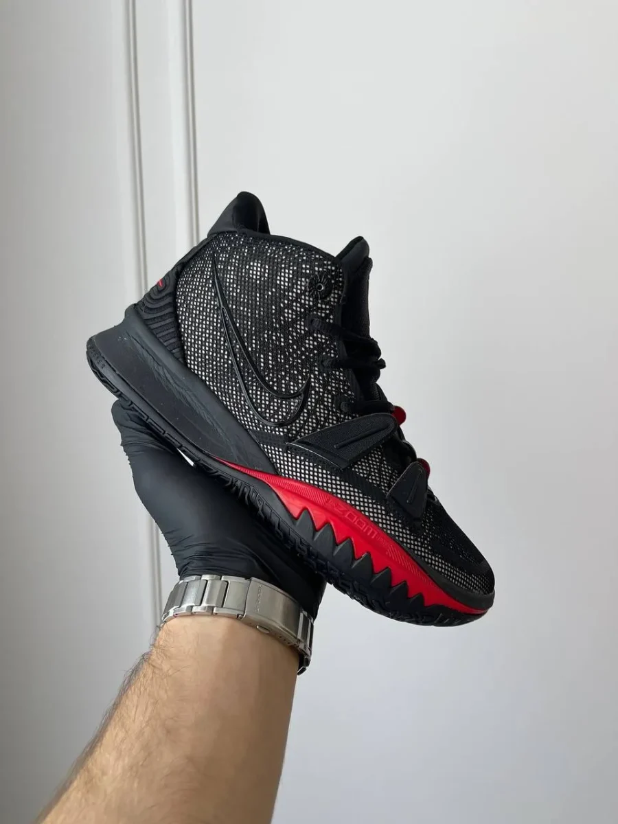 Кросівки Nike Kyrie 7 Bred