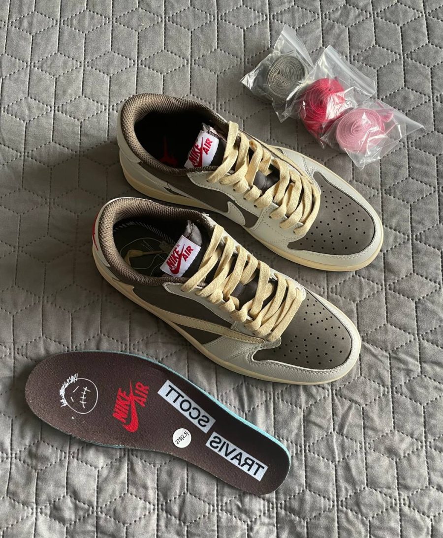 Кросівки Nike Air Jordan 1 Low OG x Travis Scott Reverse Mocha