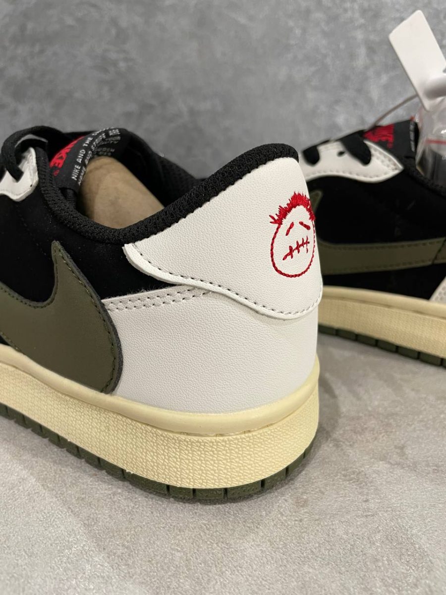 Кросівки Travis Scott x Air Jordan 1 Low OG Olive