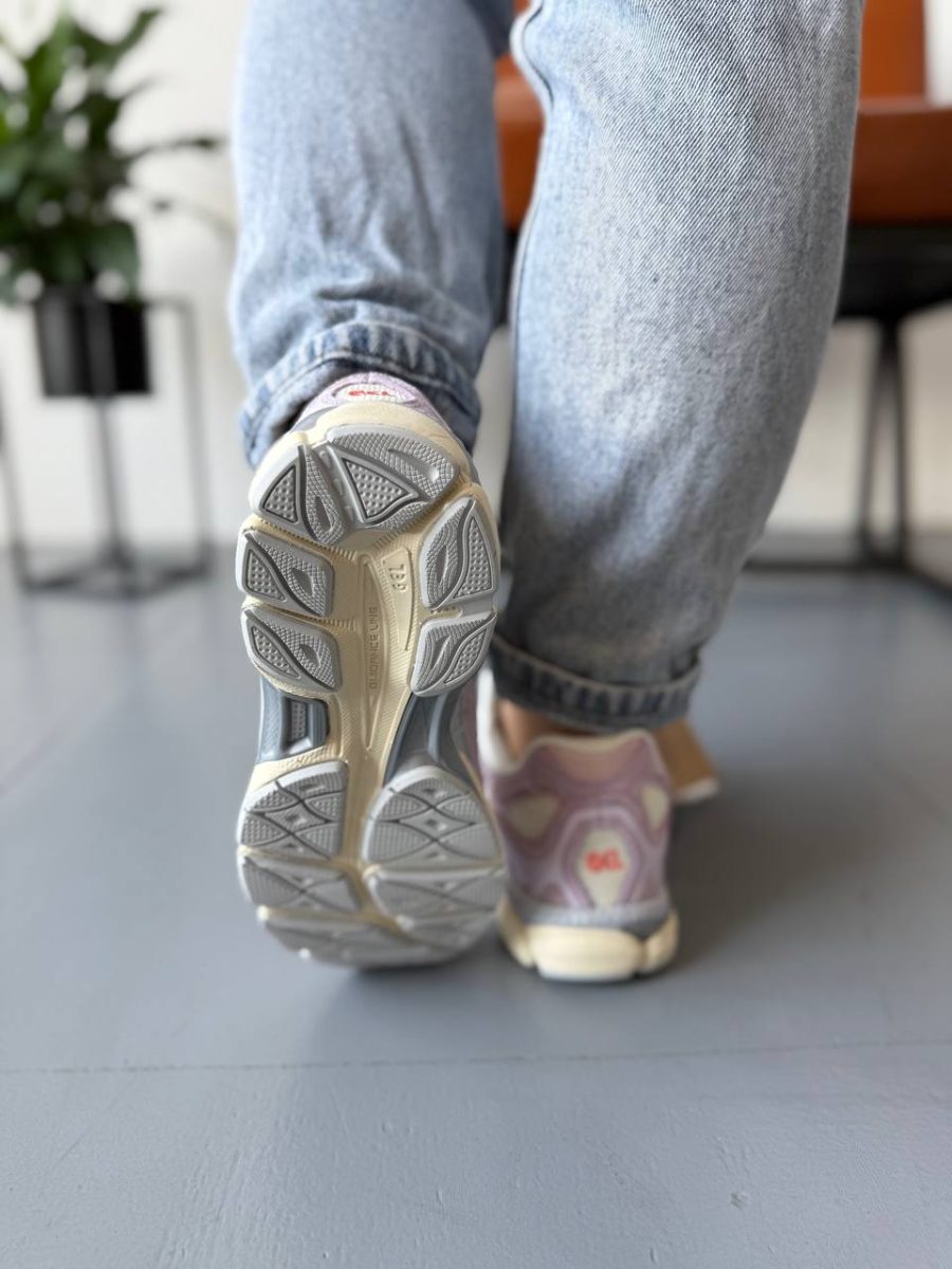 Кросівки Asics Gel NYC Cream Rose Water