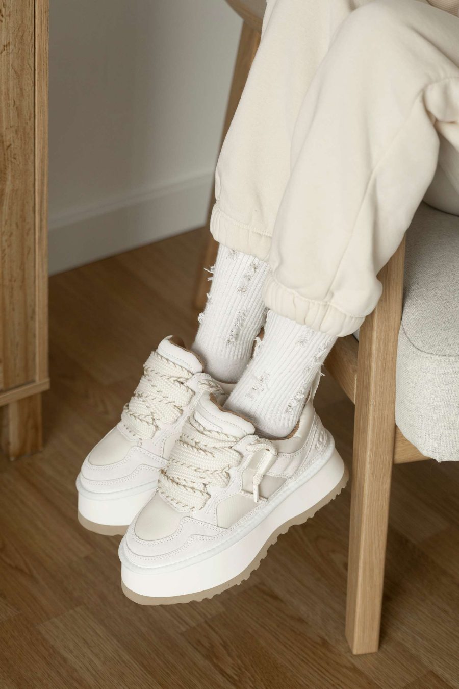 Черевики UGG Astromel Jasmine