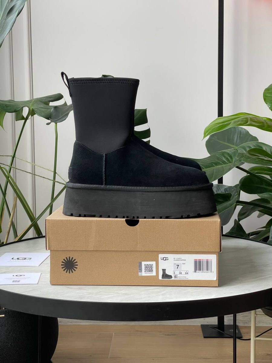 Черевики UGG Classic Dipper Boot Black