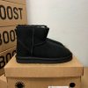Ботинки UGG Classic Mini 2 Black