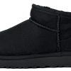 Ботинки UGG Classic Ultra Mini Black