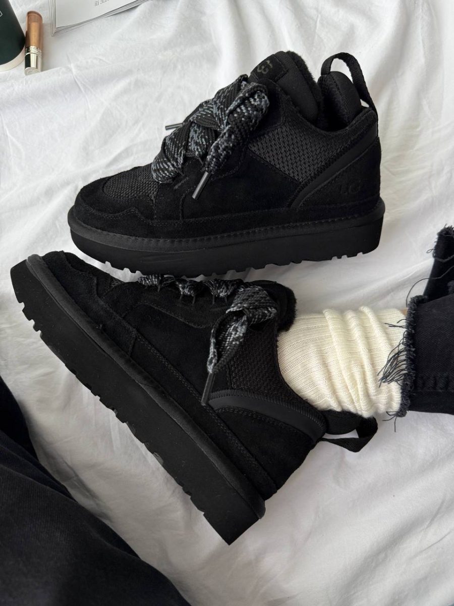 Ботинки UGG Lowmel Black